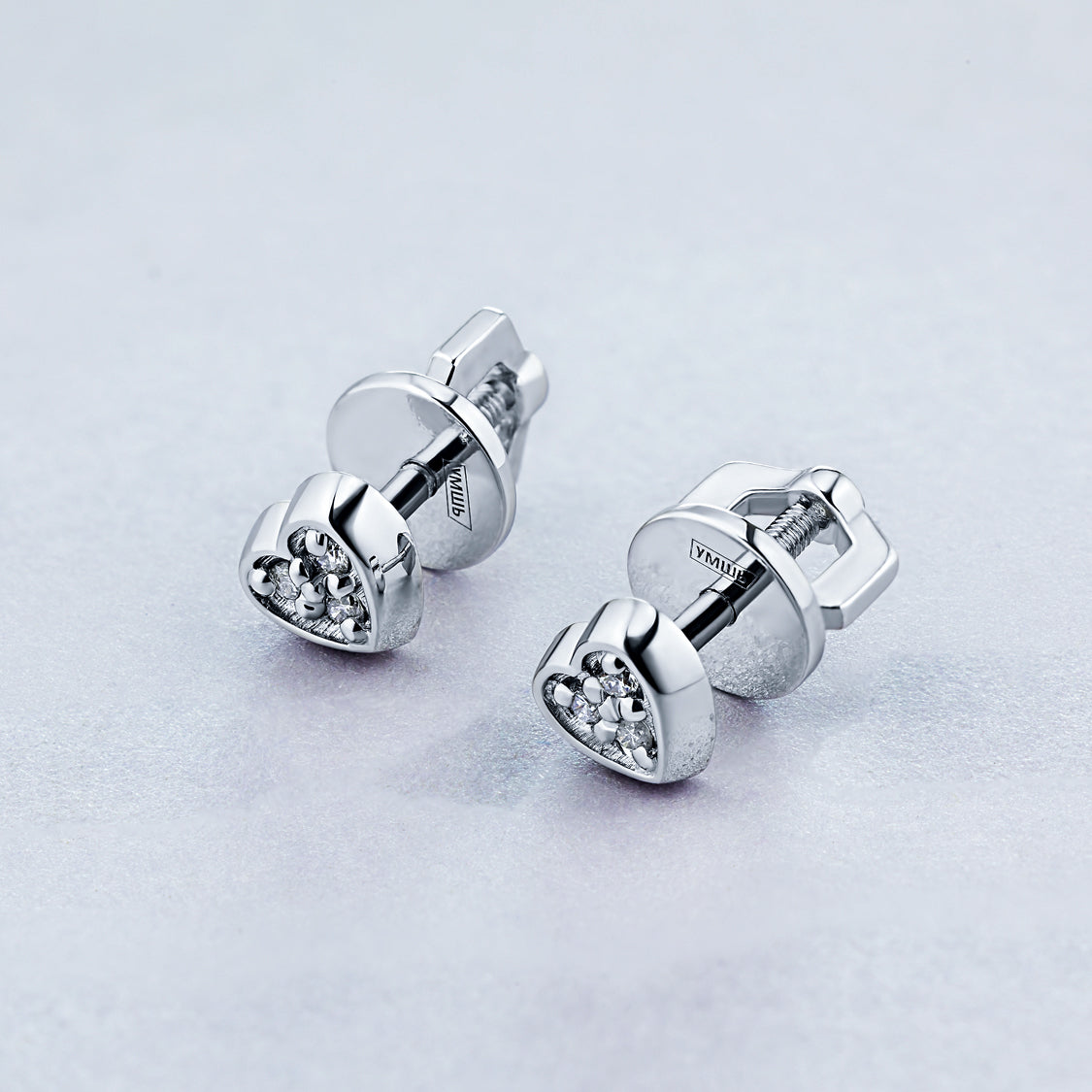 Sterling Silver Earring Studs with Natural Diamonds 0.490 CT.TW