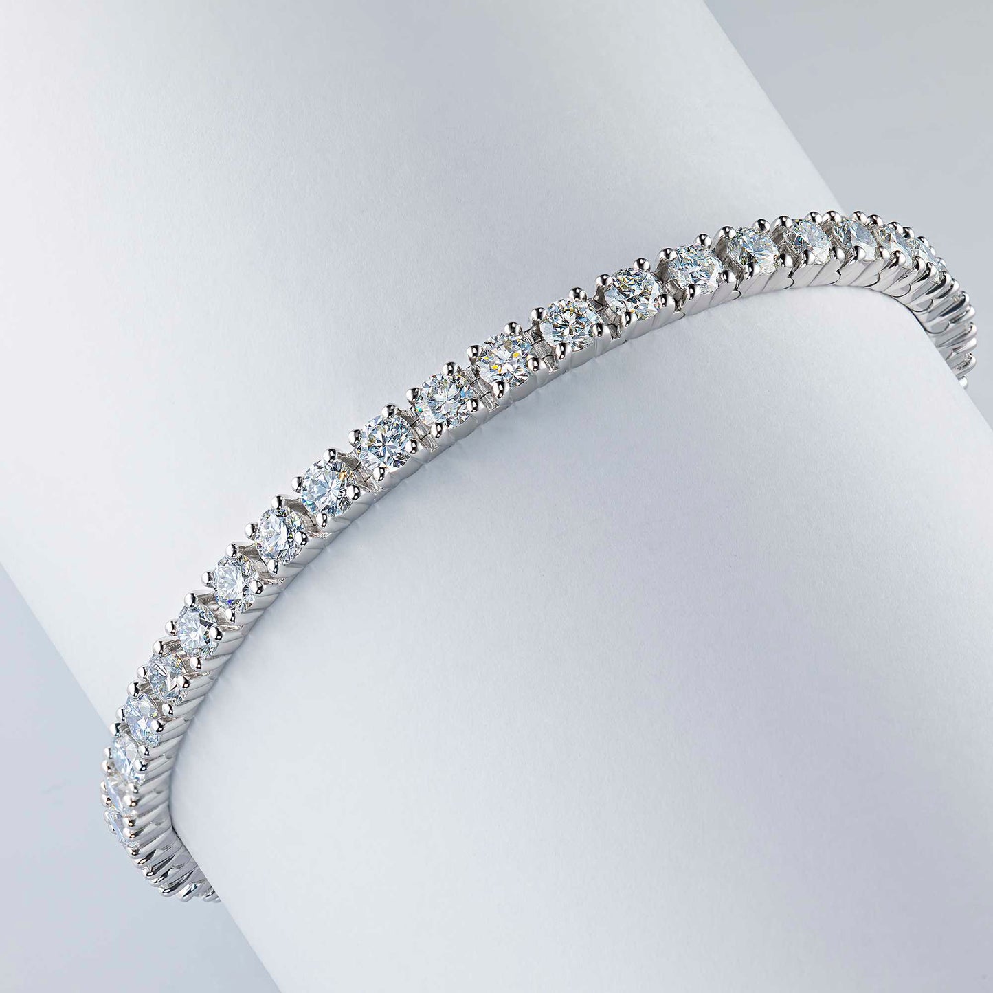 14K White Gold Bracelet with Lab-Created Diamonds 8.980 CT.TW