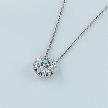 Riipus kasvatetut timantit