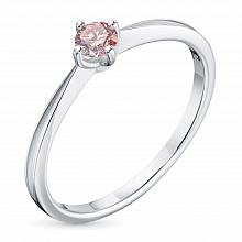 Valkokultainen sormus jossa kasvanut timantti