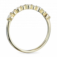 Keltakultainen sormus timanttikoru