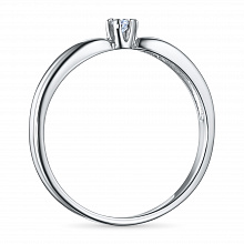 Hopeinen sormus timanttikoru