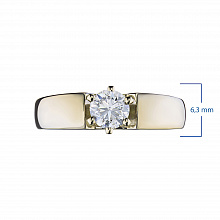 Keltakultainen sormus timanttikoru