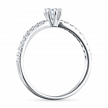 Valkokultainen sormus timanttikoru