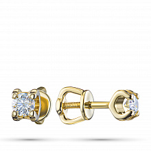 Keltakultainen pysetit timanttikoru