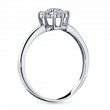 Hopeinen sormus kasvatetut timantit