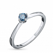 Sormus jossa kasvanut timantti