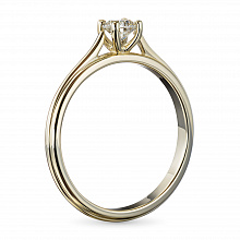 Keltakultainen sormus timanttikoru