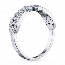 Valkokultainen sormus timanttikoru