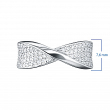 Valkokultainen sormus timanttikoru