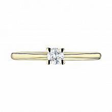 Keltakultainen sormus timanttikoru