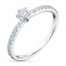 Valkokultainen sormus timanttikoru