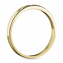 Keltakultainen sormus timanttikoru