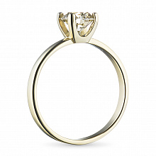 Keltakultainen sormus timanttikoru