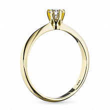 Keltakultainen sormus timanttikoru