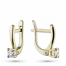 Keltakultainen korvakoru timanttikoru