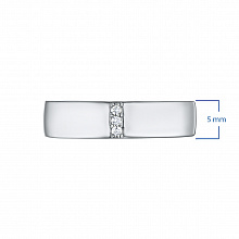 Hopeinen sormus timanttikoru