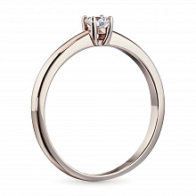 Punakultaiset sormus timanttikoru