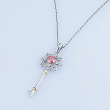 Riipus kasvatetut timantit