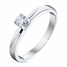 Valkokultainen sormus timanttikoru