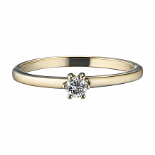 Punakultaiset sormus timanttikoru