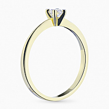 Keltakultainen sormus timanttikoru